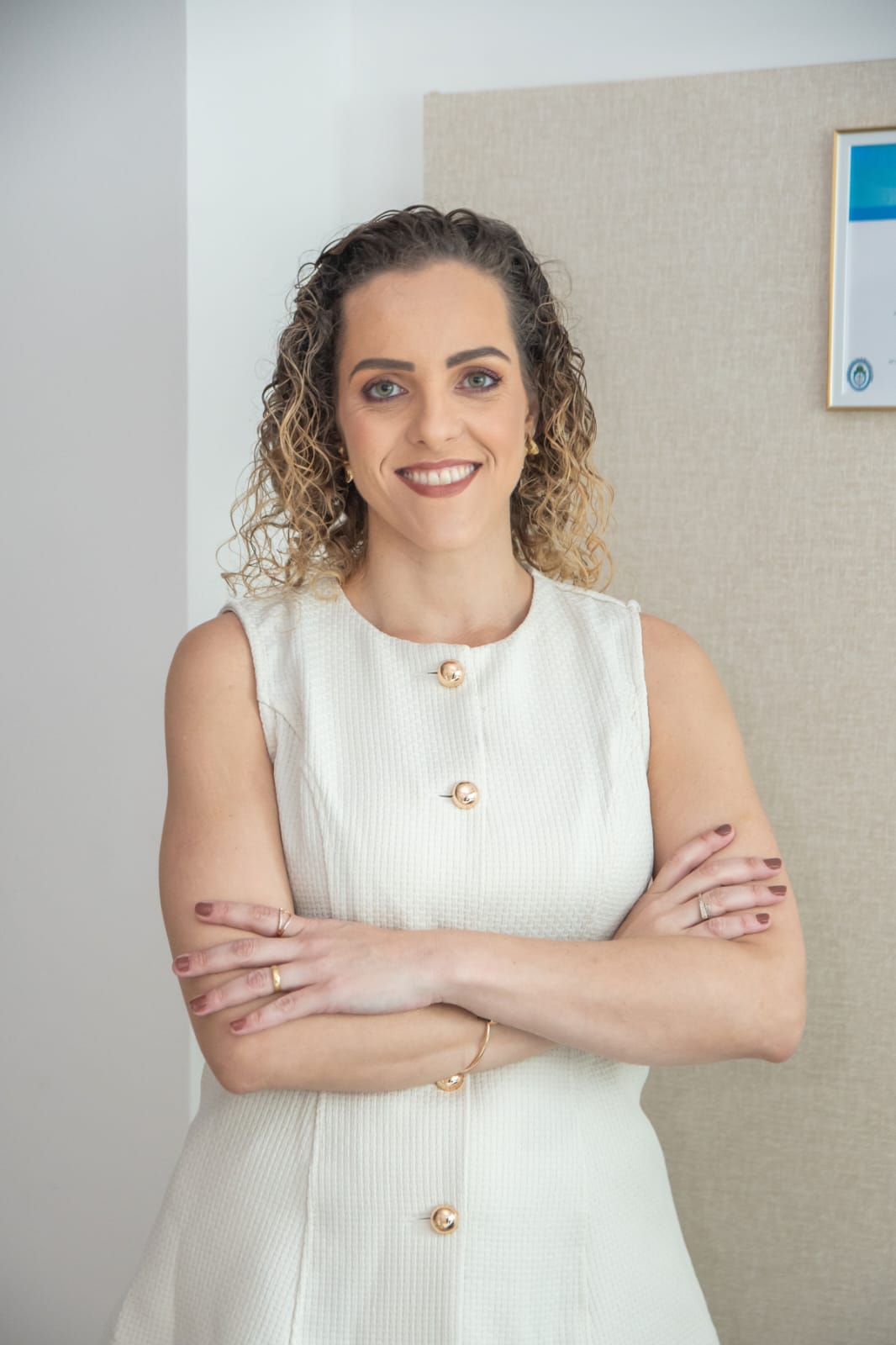Dra. Danusa de Aragão Cesar, médica geriatra e clínica em Vitória-ES